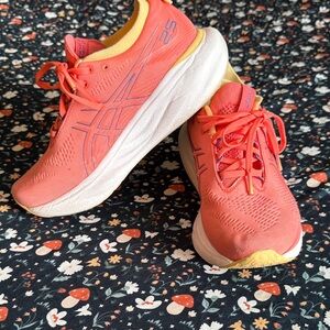 asics gel nimbus size 7 women’s